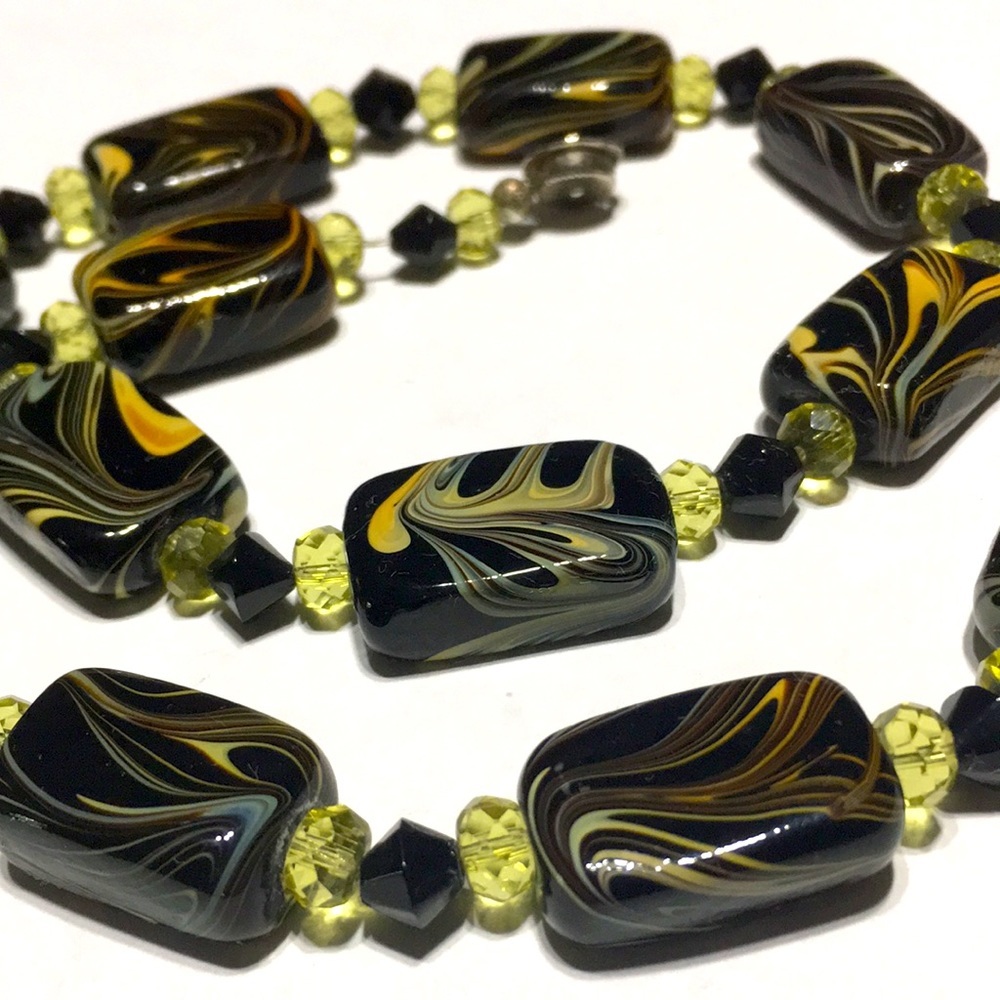 Handmade OOAK vintage Glass black bead 18 necklace - Picture 2 of 16
